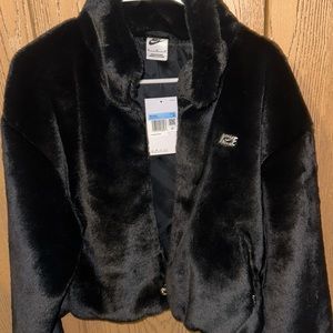 Women’s Nikes Sherpa jacket